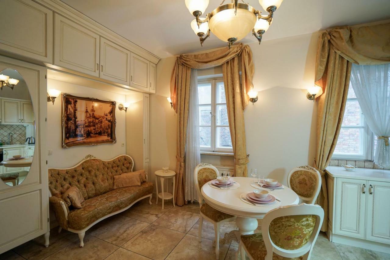 Empire Apartment Varsovie Extérieur photo