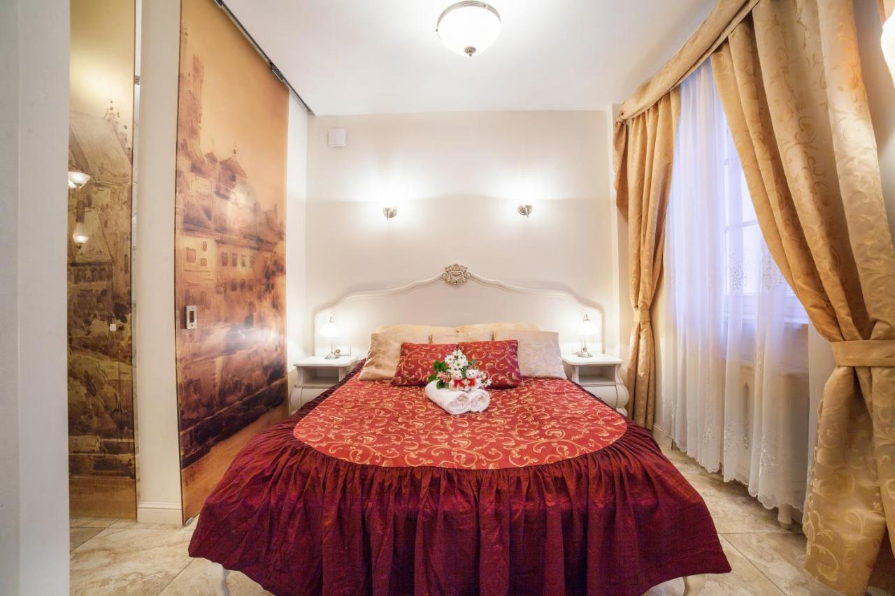 Empire Apartment Varsovie Extérieur photo
